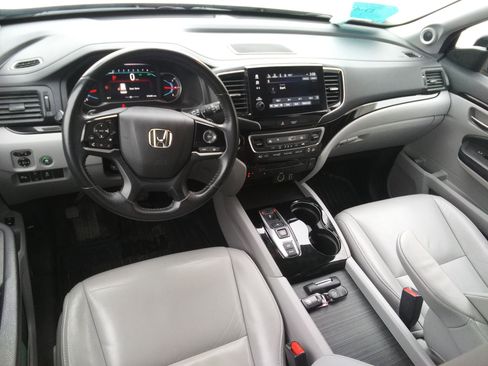 Used 2019 Honda Pilot Touring image 14