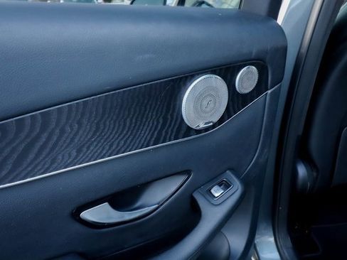 Used 2018 Mercedes-Benz GLC 300 4MATIC image 39