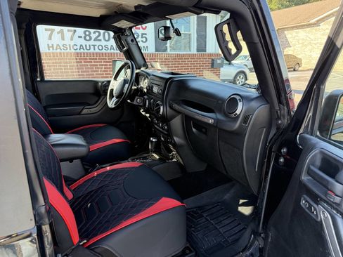 Used 2013 Jeep Wrangler Sport image 18