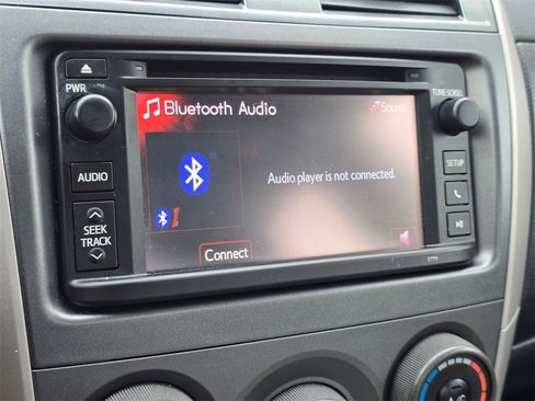 Used 2013 Toyota Corolla LE image 31