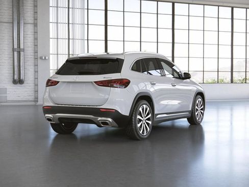 Certified 2022 Mercedes-Benz GLA 250 4MATIC image 23