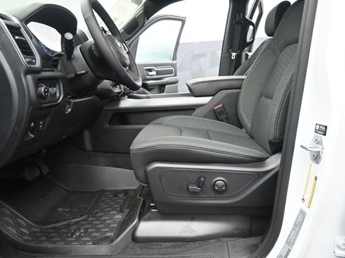 New 2026 RAM 1500 Big Horn AWD/4WD image 10