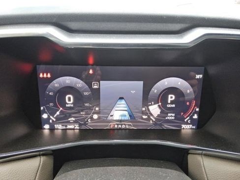 Used 2024 GMC Canyon Denali image 15