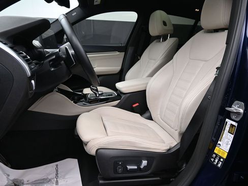 Certified 2023 BMW X4 xDrive30i image 12