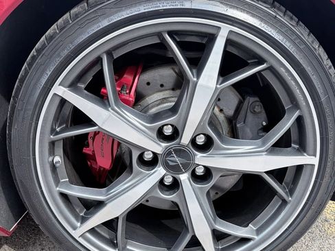 Used 2021 Chevrolet Corvette Stingray Premium Conv w/ Z51 Performance Package RWD image 38