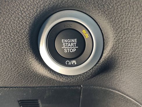 New 2026 Chrysler Pacifica Select image 20