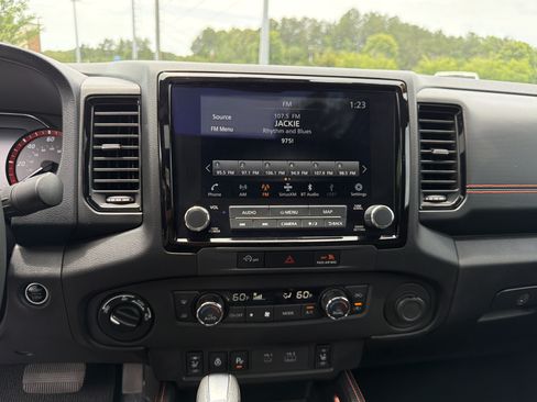 Used 2023 Nissan Frontier PRO-4X w/ Pro-4X Premium Package AWD/4WD image 26