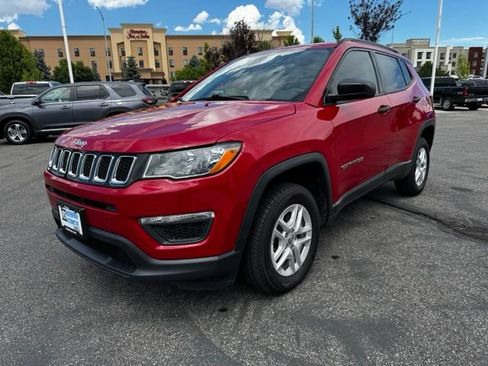 Used 2018 Jeep Compass Sport AWD/4WD image 2