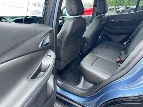 Used 2025 Buick Encore GX Sport Touring w/ Comfort Package FWD image 22