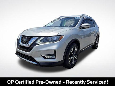 Used 2018 Nissan Rogue SL FWD image 3