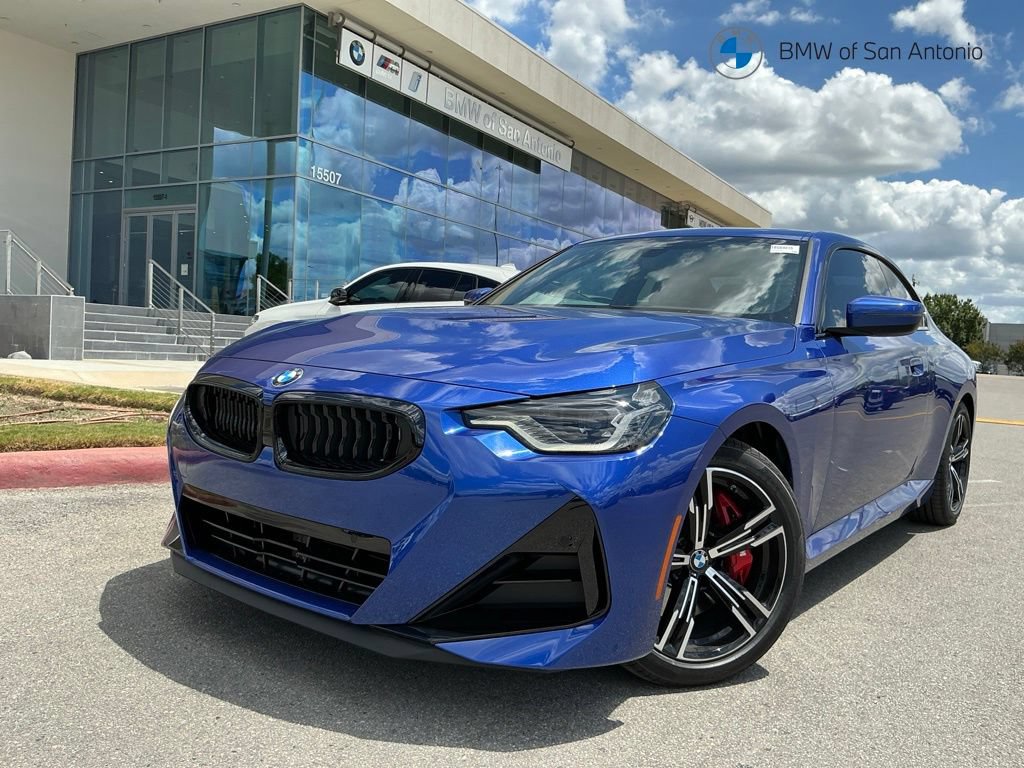 New 2026 BMW 230i Coupe w/ Premium Package RWD image 1