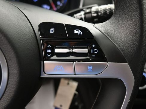 Used 2024 Hyundai Tucson SE image 30