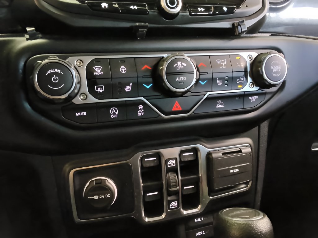 Used 2022 Jeep Gladiator Sport AWD/4WD image 29