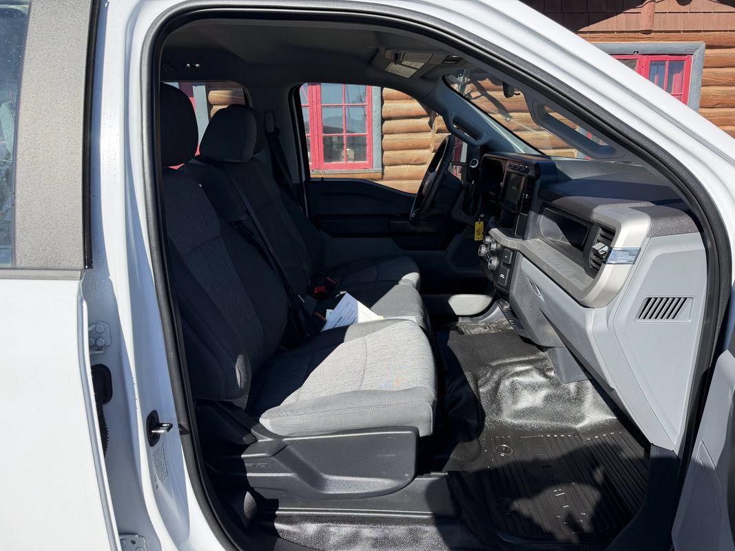 Used 2024 Ford F250 XL AWD/4WD image 28