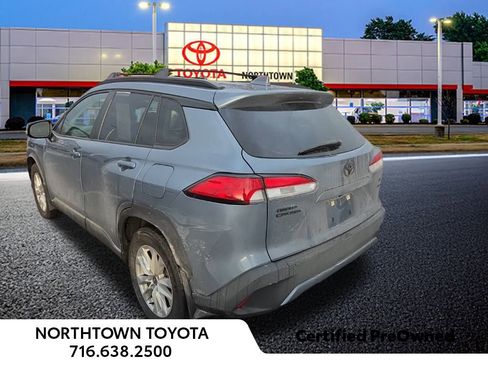 Used 2023 Toyota Corolla Cross LE image 10
