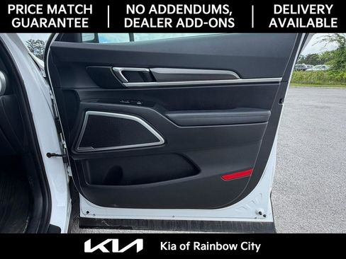 Used 2023 Kia Telluride S FWD image 18