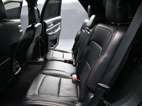 Used 2019 Ford Explorer Sport AWD/4WD image 19