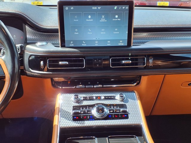 Certified 2023 Lincoln Aviator Black Label w/ Dynamic Handling Package AWD/4WD image 9