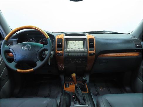 Used 2004 Lexus GX 470 image 10