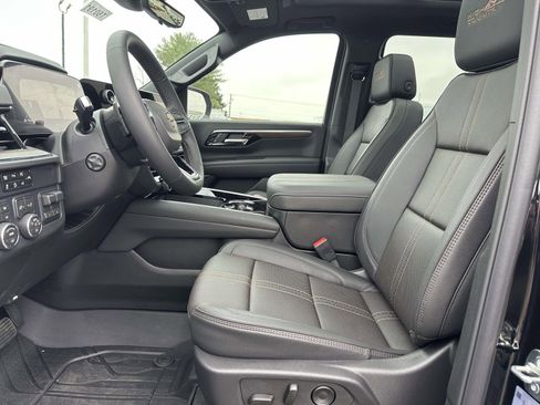 New 2026 Chevrolet Suburban High Country image 21