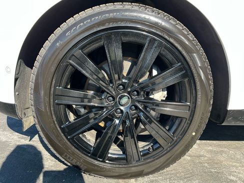 Used 2023 Land Rover Range Rover SE AWD/4WD image 38