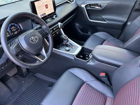 Used 2023 Toyota RAV4 XSE AWD/4WD image 13