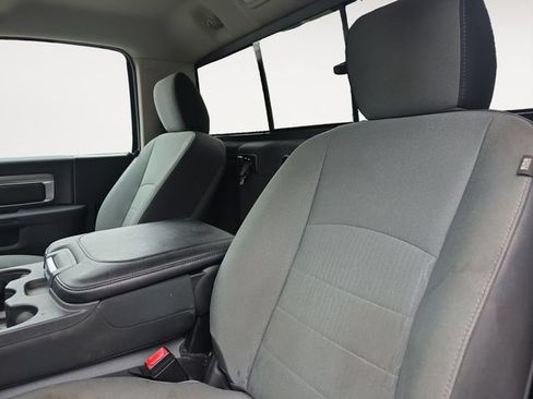 Used 2022 RAM 1500 Tradesman w/ Tradesman SXT Package AWD/4WD image 9