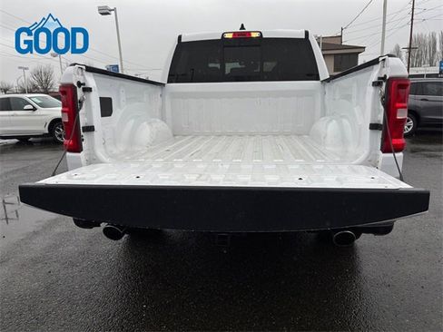 Used 2025 RAM 1500 Laramie image 40