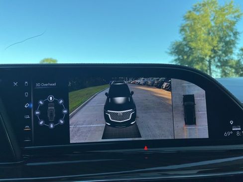 Used 2024 Cadillac Escalade Sport Platinum w/ Heavy-Duty Trailer Package image 33