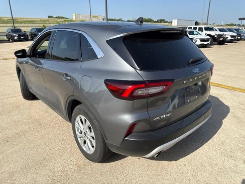 Used 2024 Ford Escape Active w/ Tech Pack #2 FWD image 8