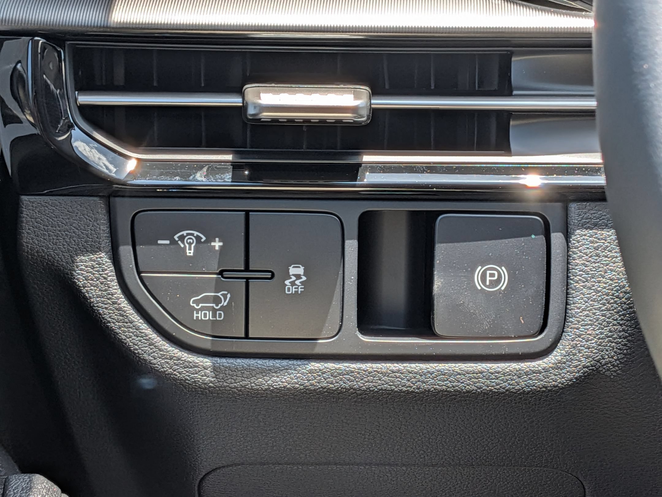 New 2026 Kia Sportage SX AWD/4WD image 18