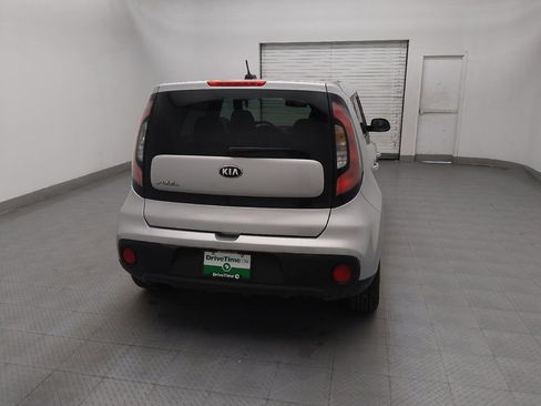 Used 2017 Kia Soul image 7