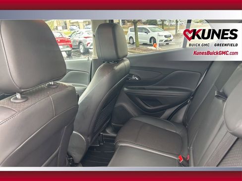 Used 2018 Buick Encore Preferred image 33