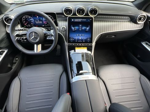 Used 2026 Mercedes-Benz GLC 300 4MATIC image 21