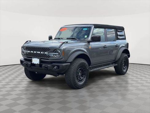 Used 2026 Ford Bronco Badlands AWD/4WD image 3