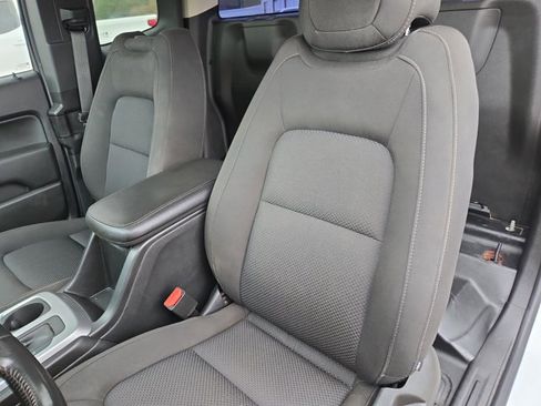 Used 2022 Chevrolet Colorado LT w/ Fleet Safety Package AWD/4WD image 31
