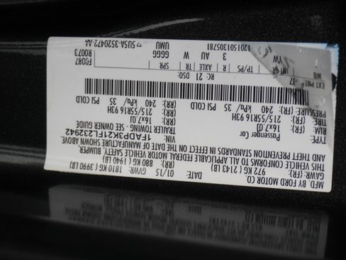 Used 2015 Ford Focus SE FWD image 20