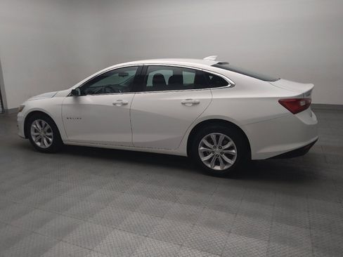 Used 2025 Chevrolet Malibu LT FWD image 3