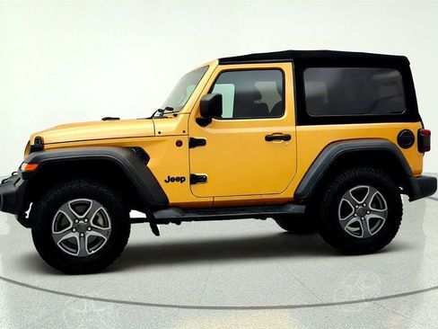 Used 2019 Jeep Wrangler Sport AWD/4WD image 8