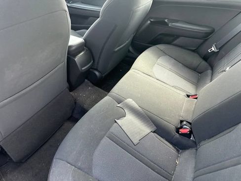 Used 2022 Kia K5 LX FWD image 11