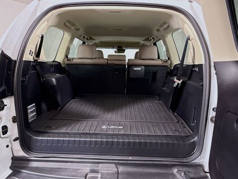 Certified 2022 Lexus GX 460 Luxury w/ Off Road Package image 28