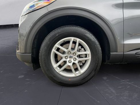 New 2026 Ford Explorer Active AWD/4WD image 14