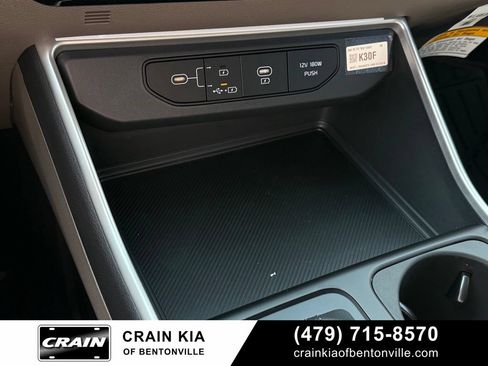 New 2026 Kia Carnival FWD image 18