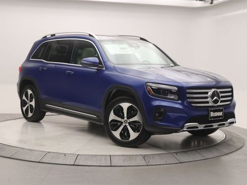 New 2026 Mercedes-Benz GLB 250 image 1