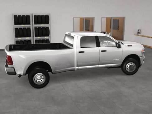 New 2025 RAM 3500 Big Horn image 6