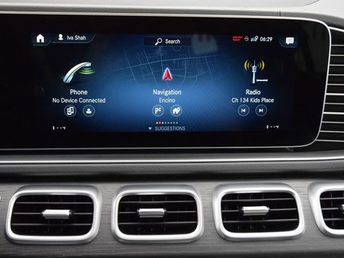 Certified 2023 Mercedes-Benz GLS 450 4MATIC image 28