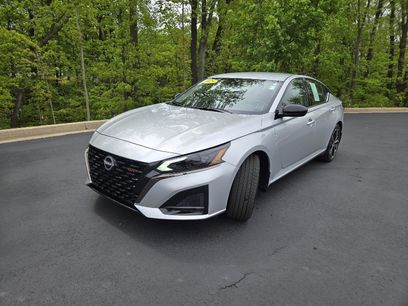 Used 2025 Nissan Altima 2.5 SR