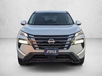 Used 2024 Nissan Rogue SV video 2