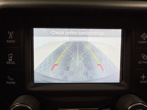 Used 2019 Jeep Wrangler Unlimited Sport image 17