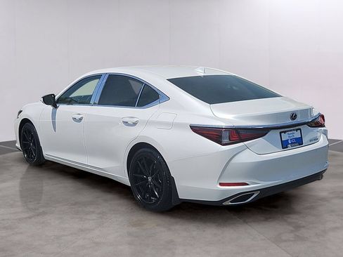 Used 2019 Lexus ES 350 w/ Premium Package FWD image 6